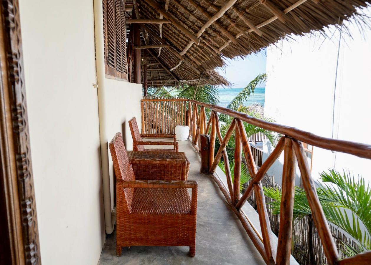 Sunrise Bed & Breakfast Jambiani  Exterior photo