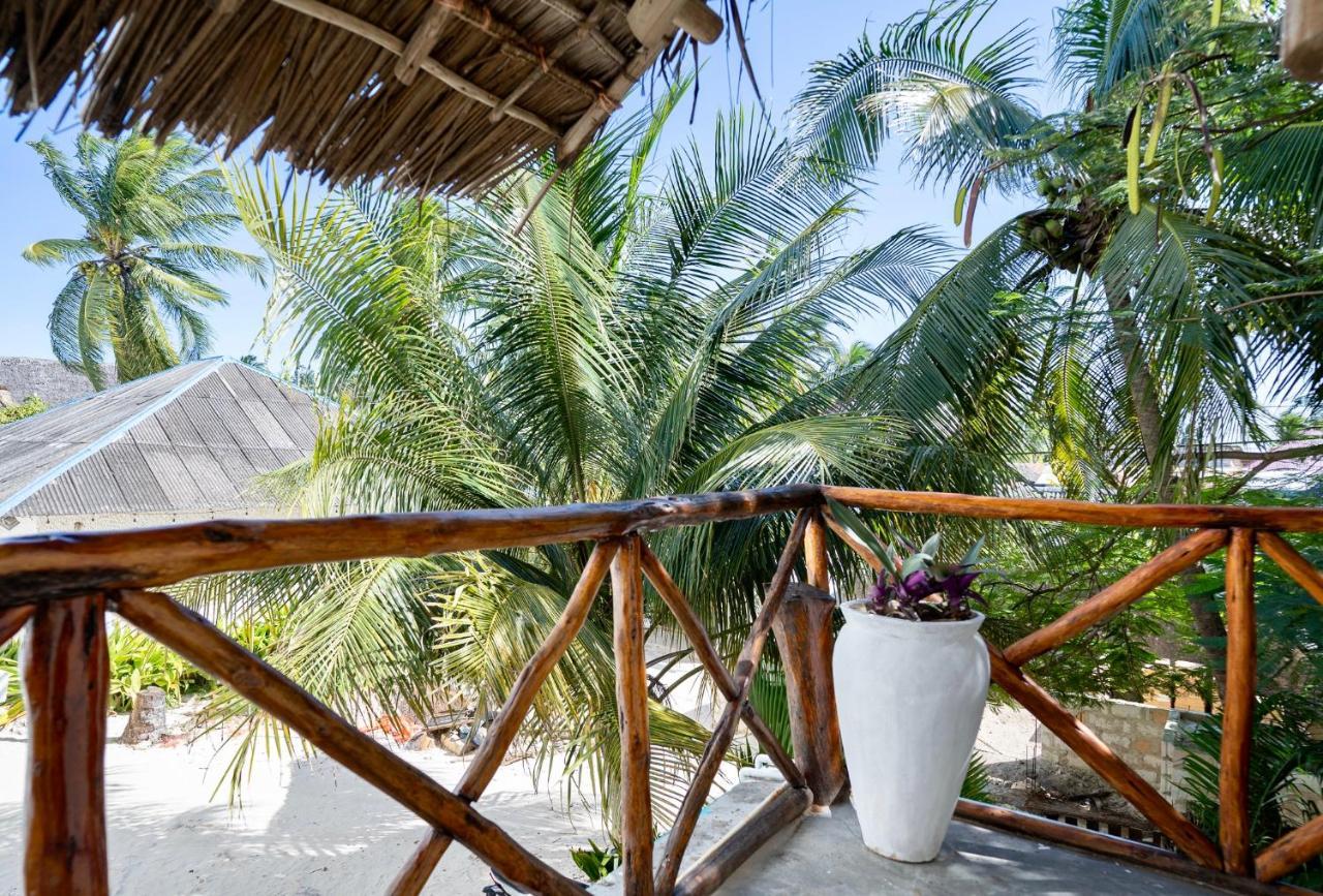Sunrise Bed & Breakfast Jambiani  Exterior photo